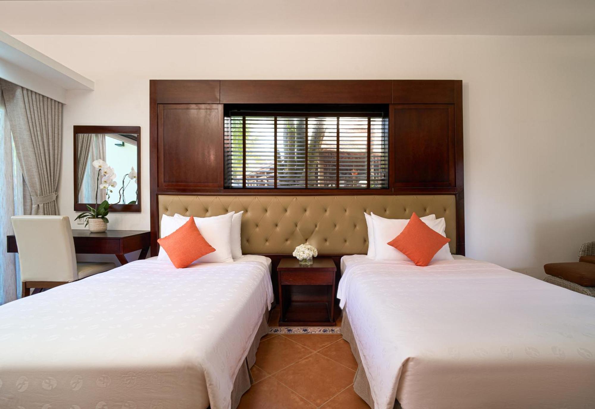 דואונג דונג Famiana Resort & Spa - Breakfast Is Served As Brunch 6Am30 To 1Pm מראה חיצוני תמונה